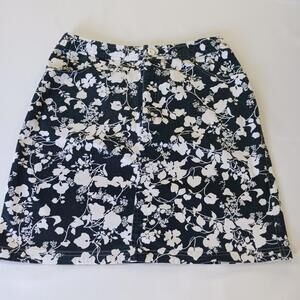 Tape Measure D2ABMF93T Women’s Black/White Floral Stretch Skirt Size 14 Waist 30